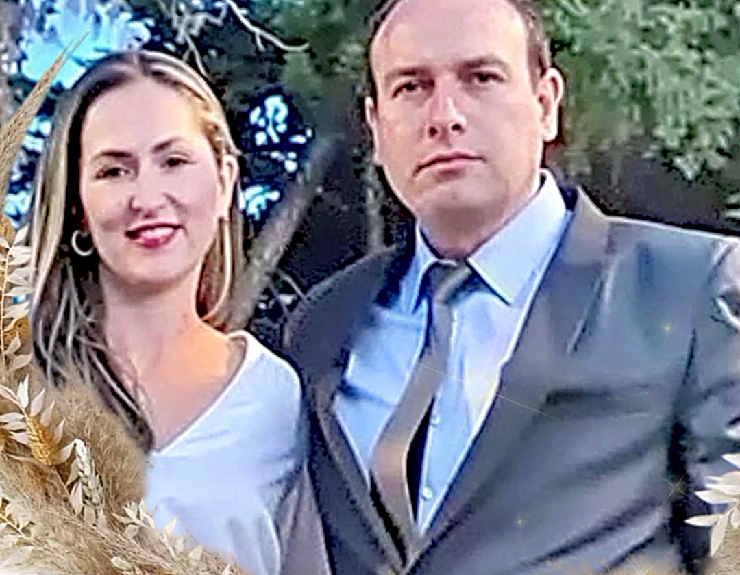 Melquisedec y Briyith los esperan sonrientes